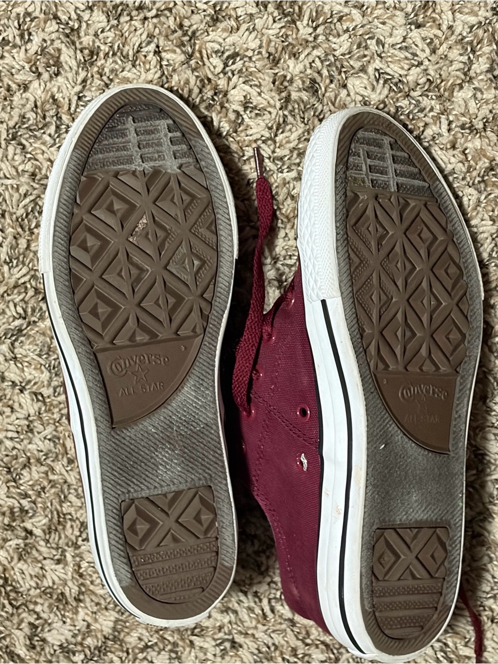Converse All Star Low Top Sneakers in Maroon and White - Picture 4 of 4
